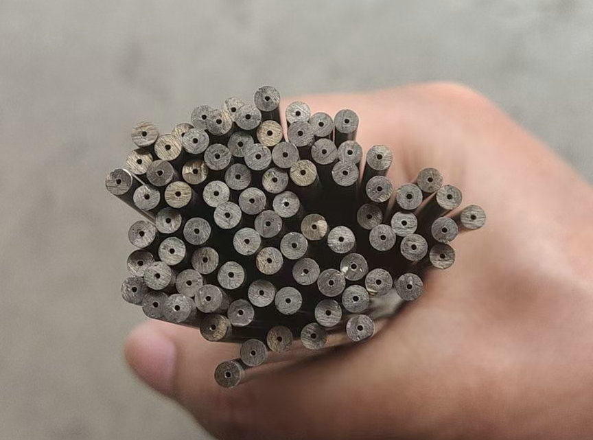 Inconel-718-Tubo-sin-costura-de-acero-de-aleación-B163-UNS-N07718.jpg